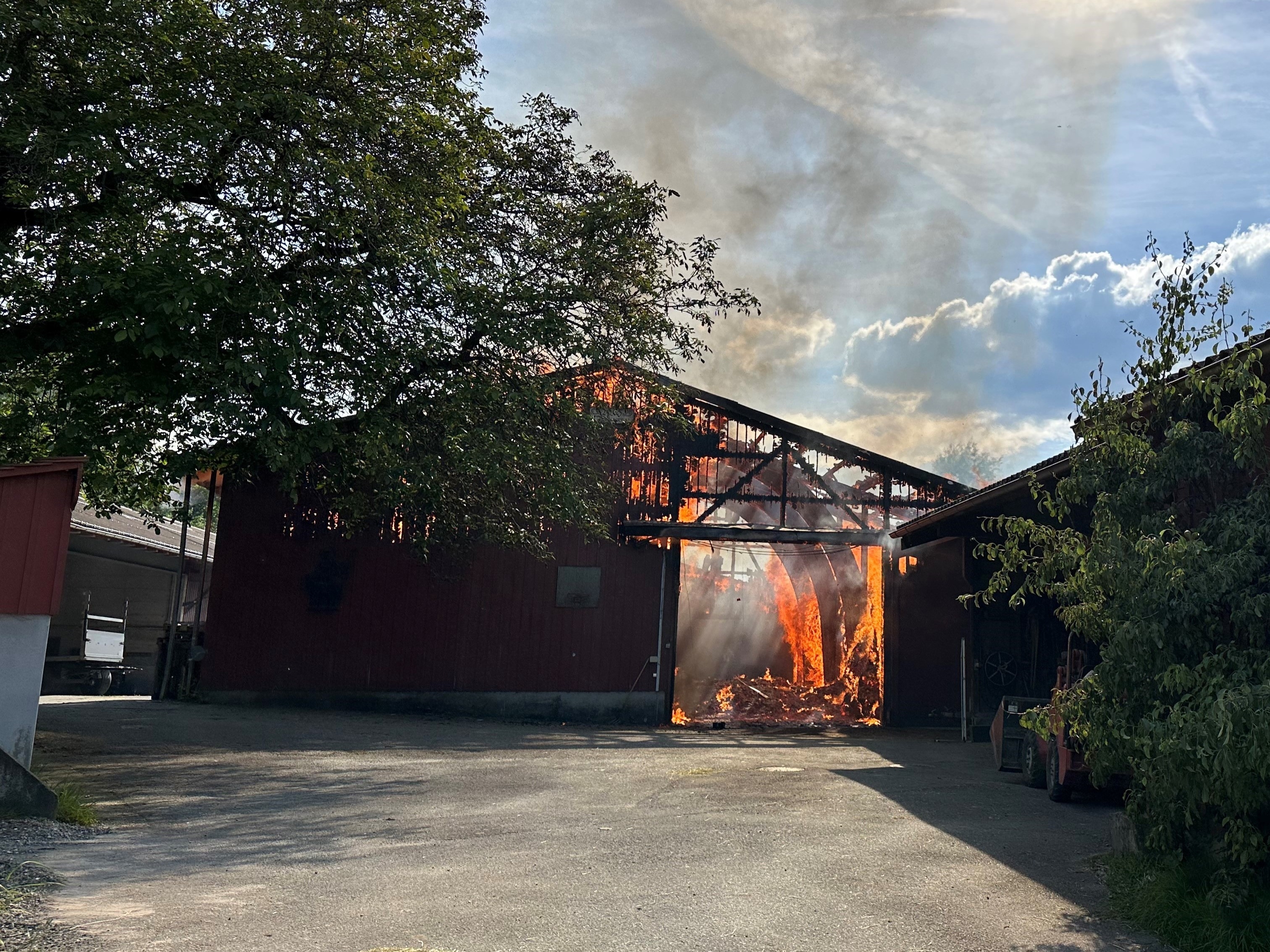 Brand in Landwirtschaftsbetrieb